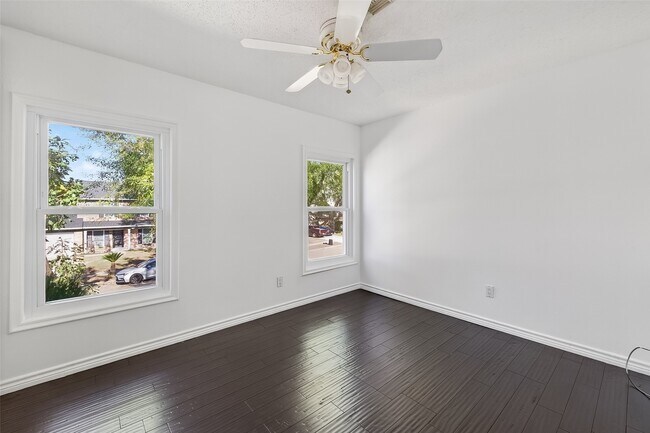 Building Photo - 13327 Harpers Bridge Dr