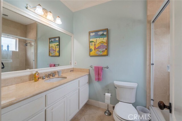 Building Photo - 880 11th St