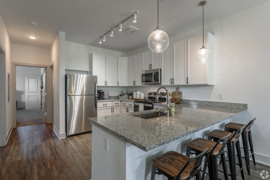 Primary Photo - Parkview Apartments