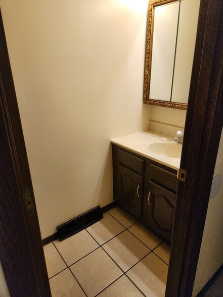 Building Photo - 2200 Frisch Rd