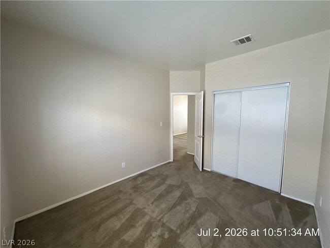Building Photo - 122 McLaren St