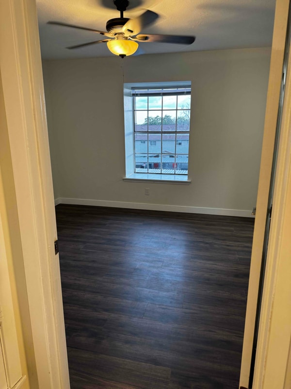 Building Photo - 170 De Chantle Rd