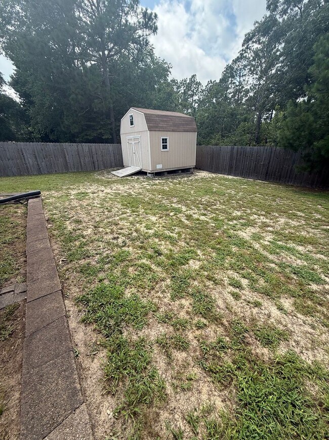 Building Photo - CALL or Text 910-284-4804 TO SCHEDULE