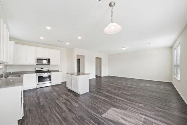 Building Photo - 505 Benicia Cv