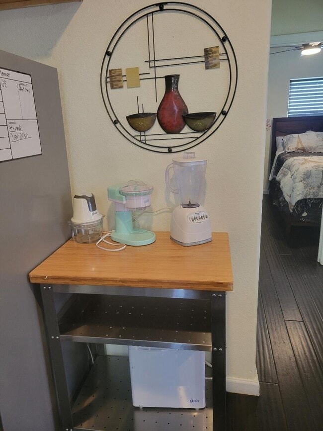 Building Photo - 714 N Federal Hwy