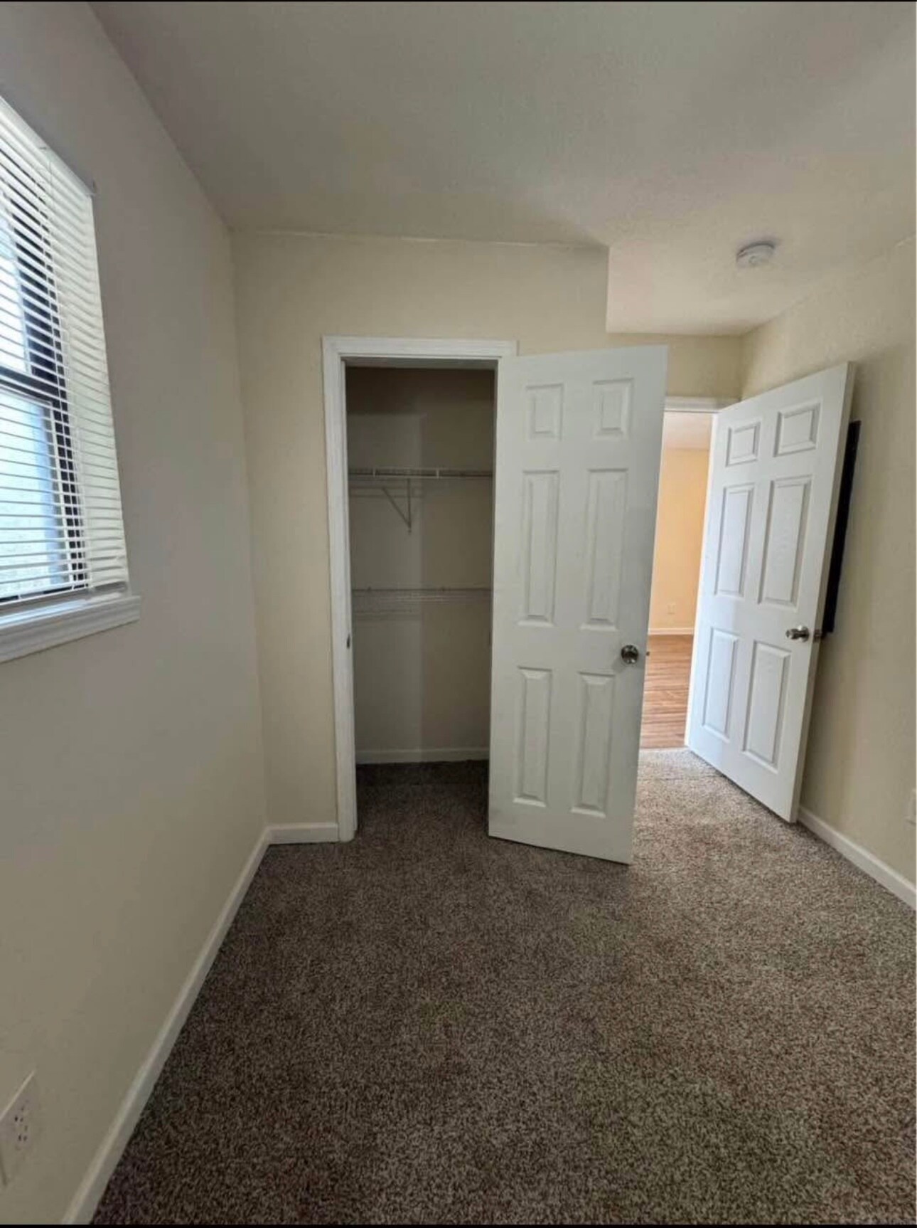Building Photo - 405 Westcliff Cir