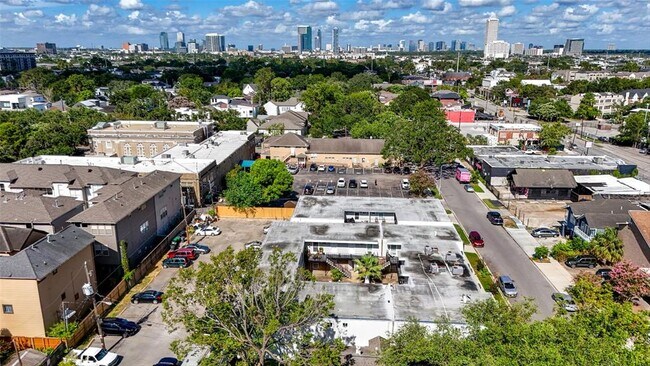 Building Photo - 1423 Hawthorne St