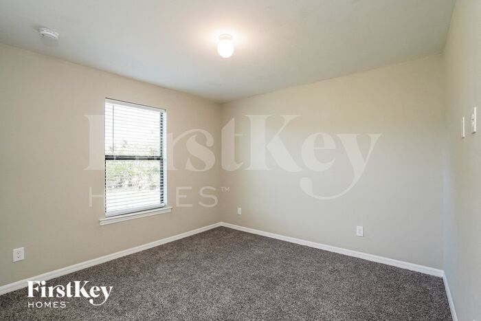 Building Photo - 308 Palisades Ave
