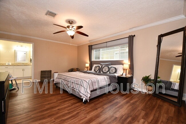 Building Photo - 3410 Plum Brook Ln