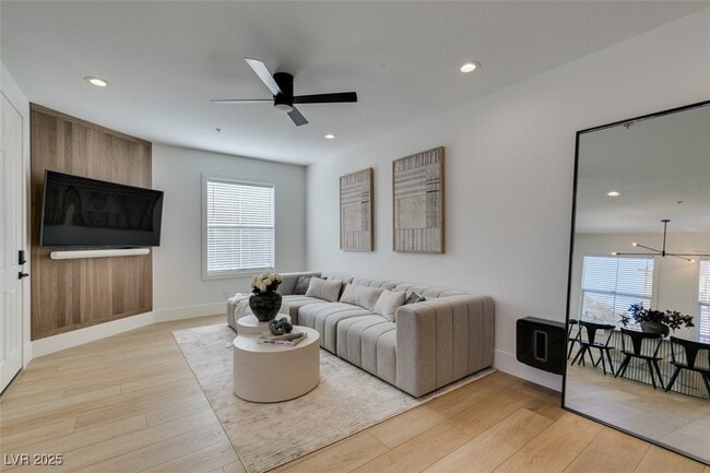 Building Photo - 8777 W Maule Ave