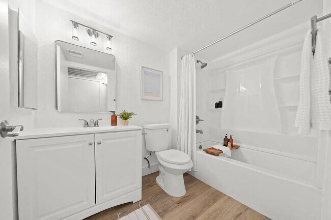 Building Photo - 1500-1794 E. Kay St. (1515 Rosecrans)