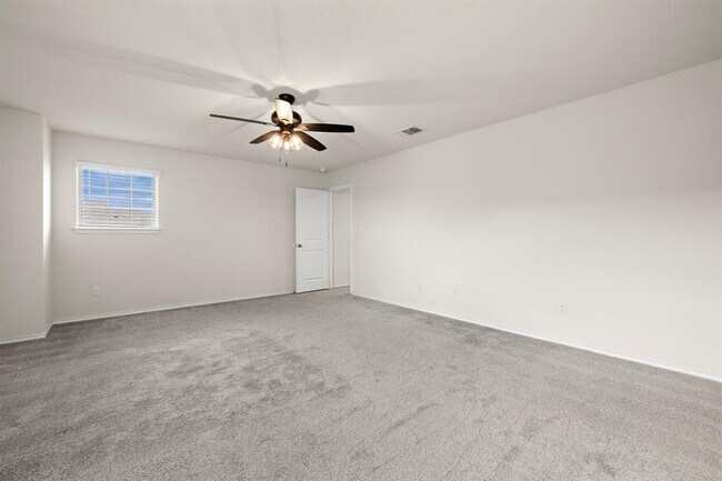 Building Photo - 616 Hugenot Wy