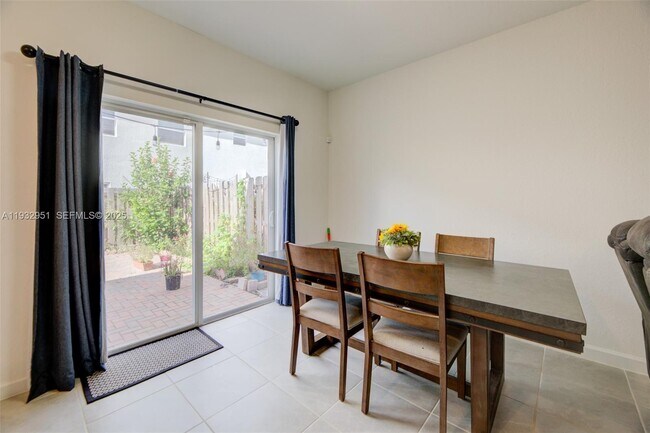 Building Photo - 12604 NW 23rd Pl