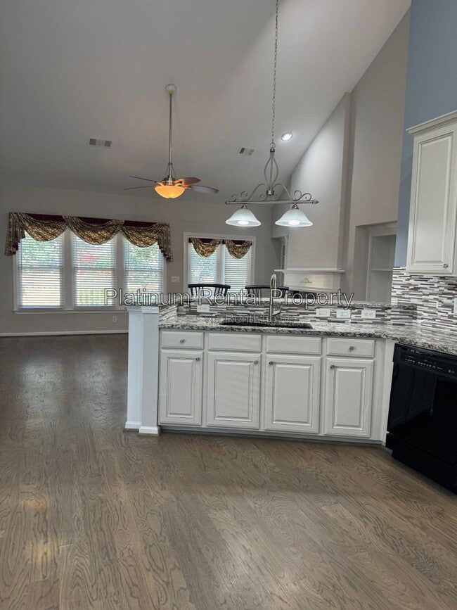 Building Photo - 720 Treadstone Ct