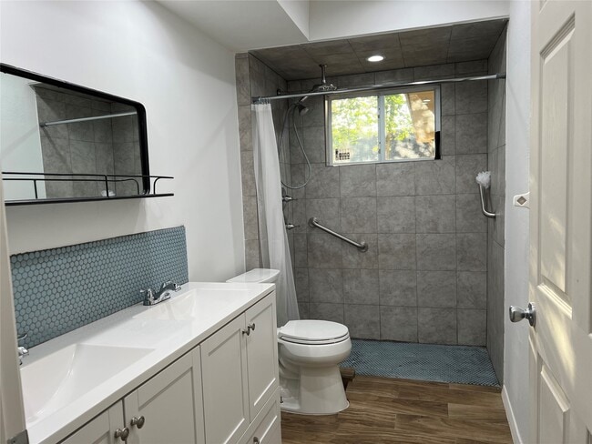 Building Photo - 5410 Greylog Dr