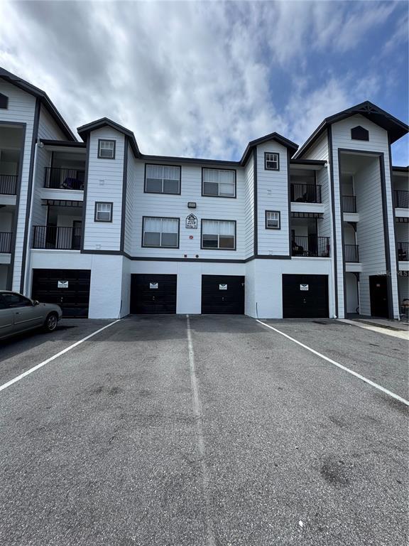 Building Photo - 2218 Grand Cayman Ct