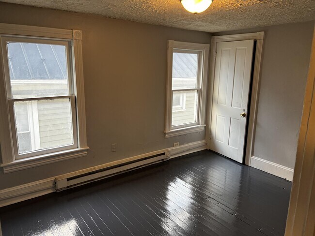 Building Photo - 620 Virginia Ave