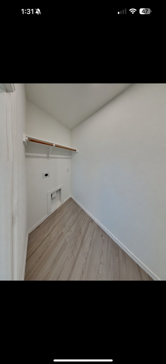 Building Photo - 10042 Kersey Ml