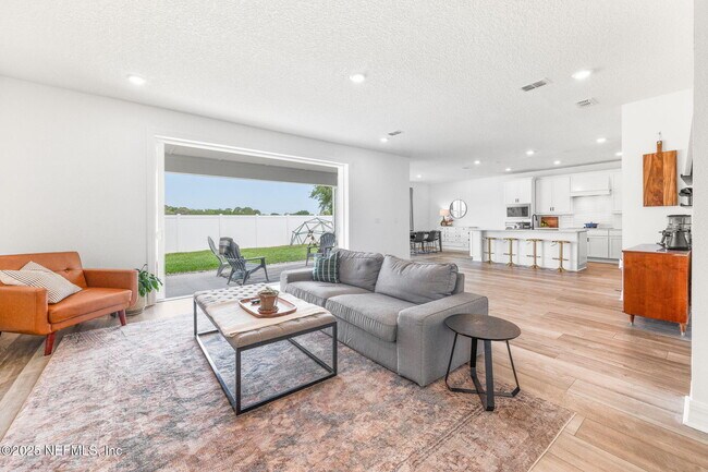 Building Photo - 50 Sandy Palm Trl