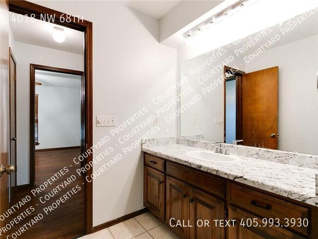 Building Photo - 4018 NW 68th-