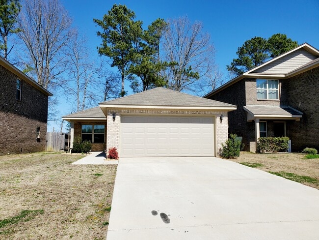 Primary Photo - 169 Sedgewick Dr