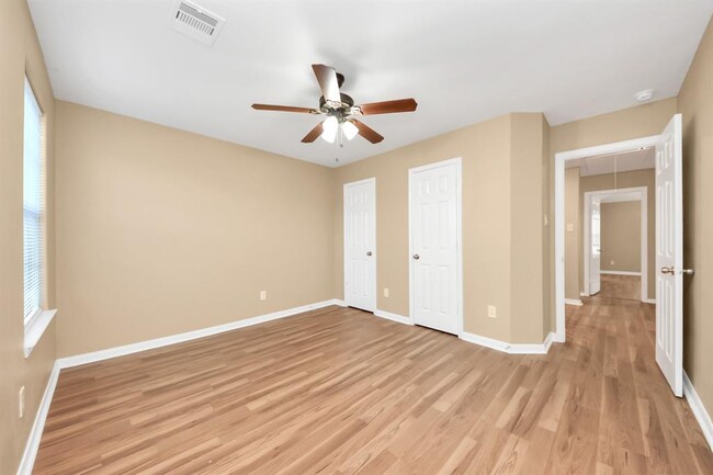 Building Photo - 17047 Wilthorne Gardens Ct