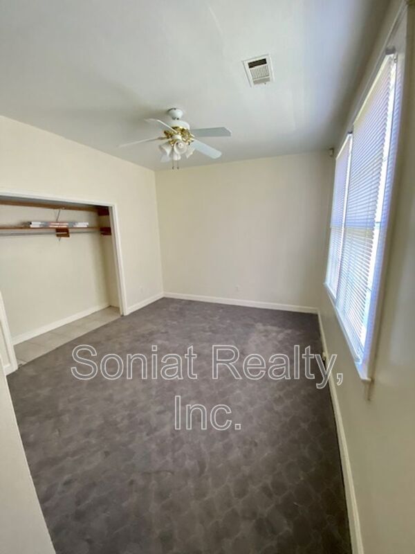 Building Photo - 1928 Burdette St