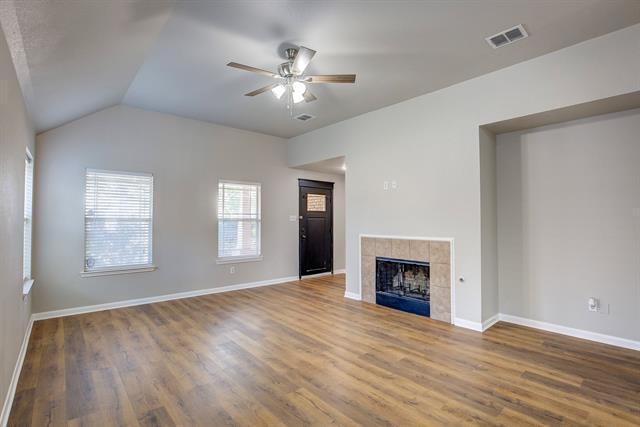 Building Photo - 12125 Tacoma Ridge Dr