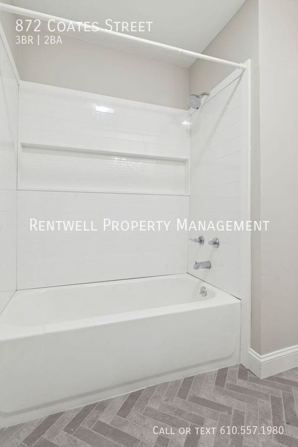 Building Photo - 872 Coates St