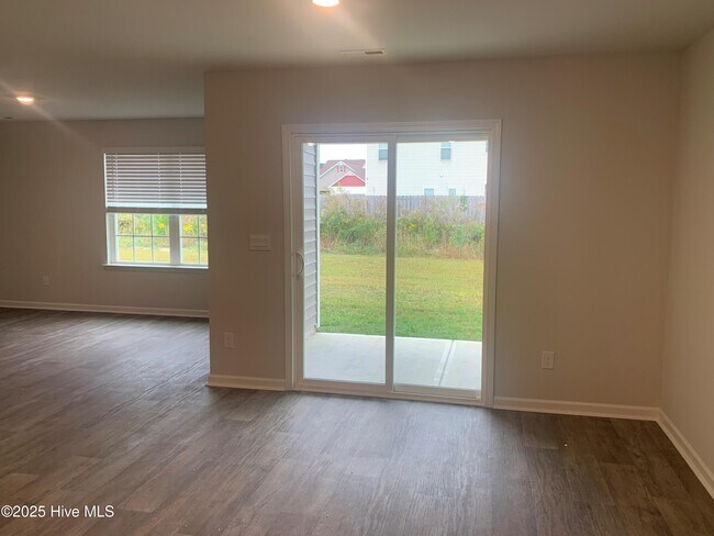 Building Photo - 410 Turp Landing Ln