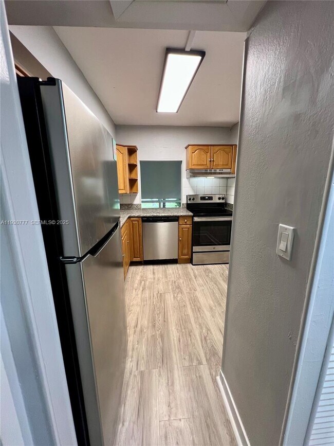 Building Photo - 210 172nd St