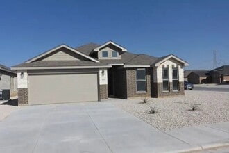 Building Photo - 2049 Dove Ave