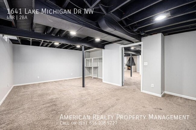 Building Photo - 1641 Lake Michigan Dr NW