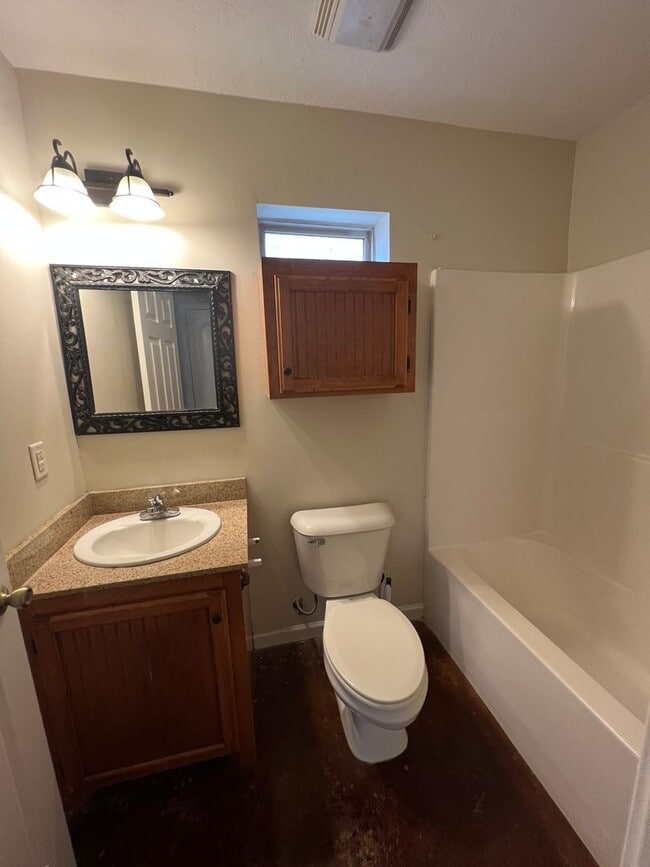 Building Photo - 3705 Kirkman St