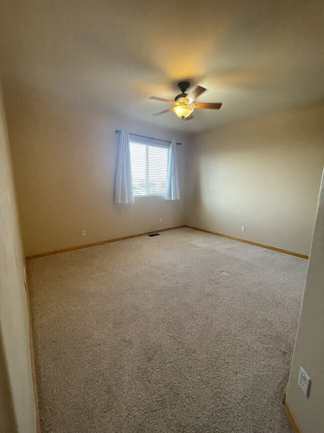 Building Photo - 6809 Chapingo Rd NE