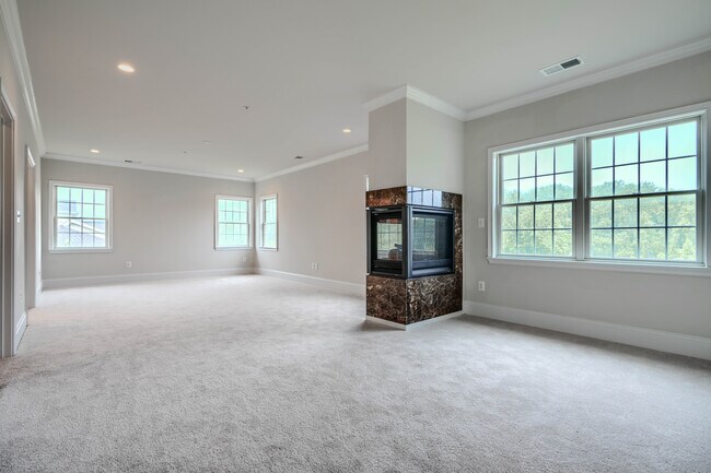 Building Photo - 2847 Seabiscuit Dr
