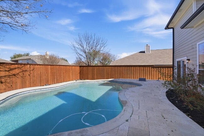 Building Photo - McKinney 4/3 with Pool