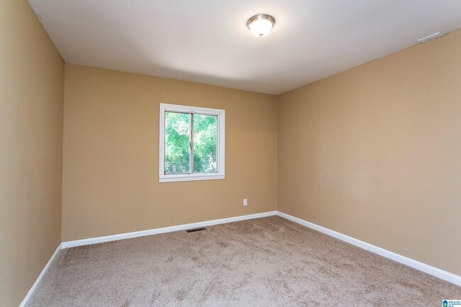Building Photo - 524 Jane Ann Cir