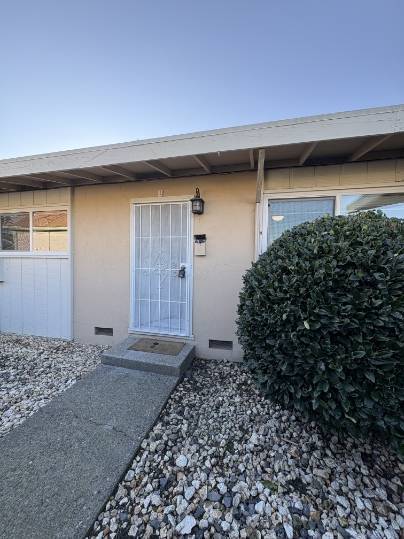 Building Photo - 9 10th St