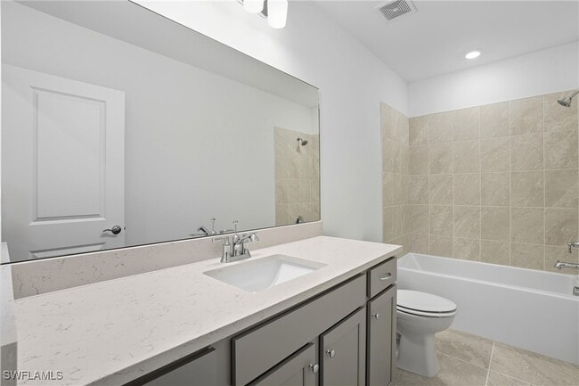 Building Photo - 27883 Radiant Ct