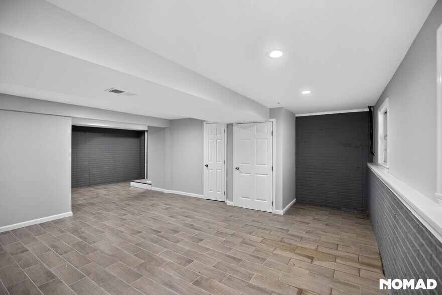 Building Photo - 12145 Sugar Mill Cir