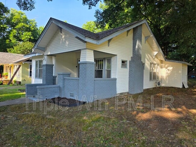 Building Photo - 609 N Morrill St
