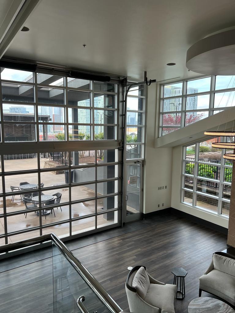 Building Photo - 600 12th Ave S