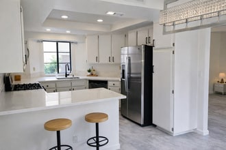 Building Photo - 12232 Caminito Del Mar Sands