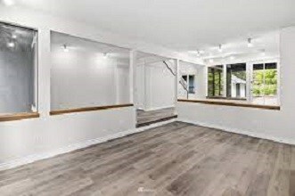 Building Photo - 18908 108th Ave NE