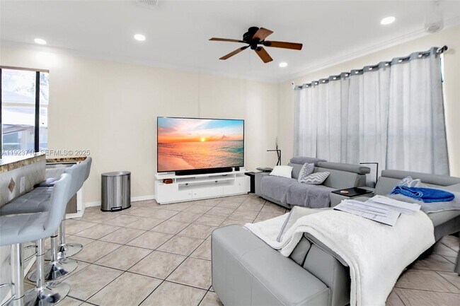 Building Photo - 15875 SW 149th Ln