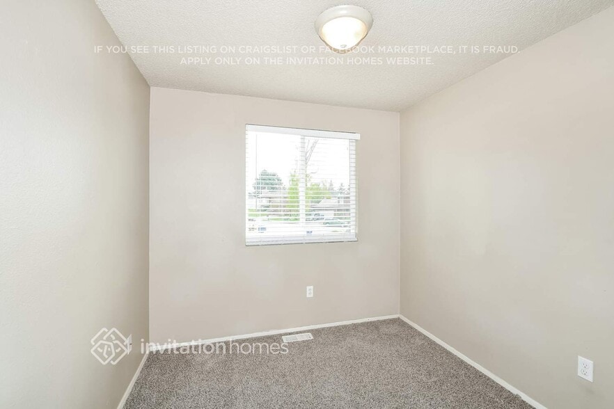 Building Photo - 5069 37th St NE