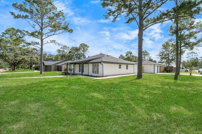 Building Photo - 136 Cherry Tree Ln