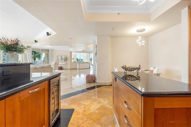 Building Photo - 1460 S Ocean Blvd