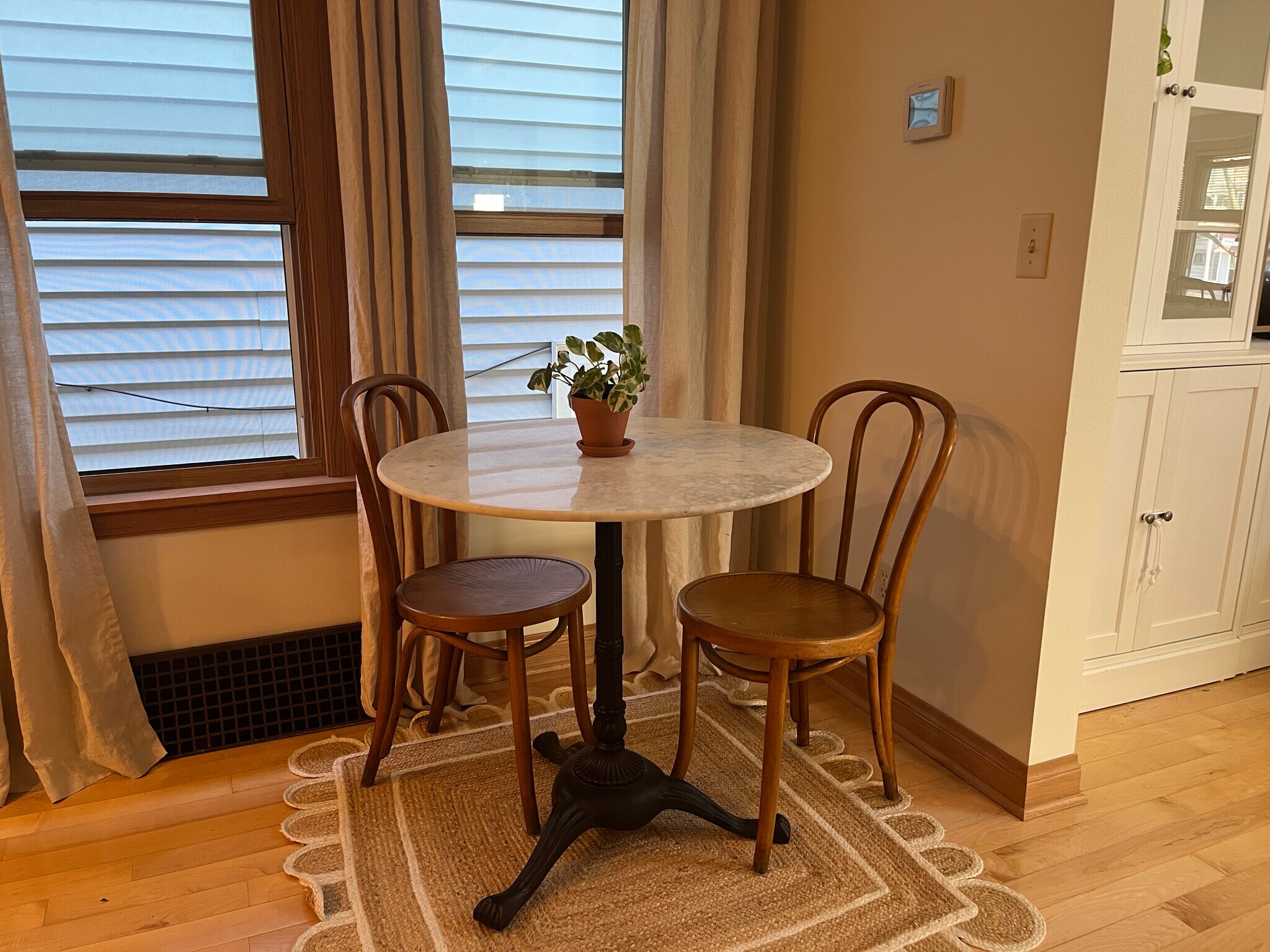 Dining Room - 2818 S Delaware Ave